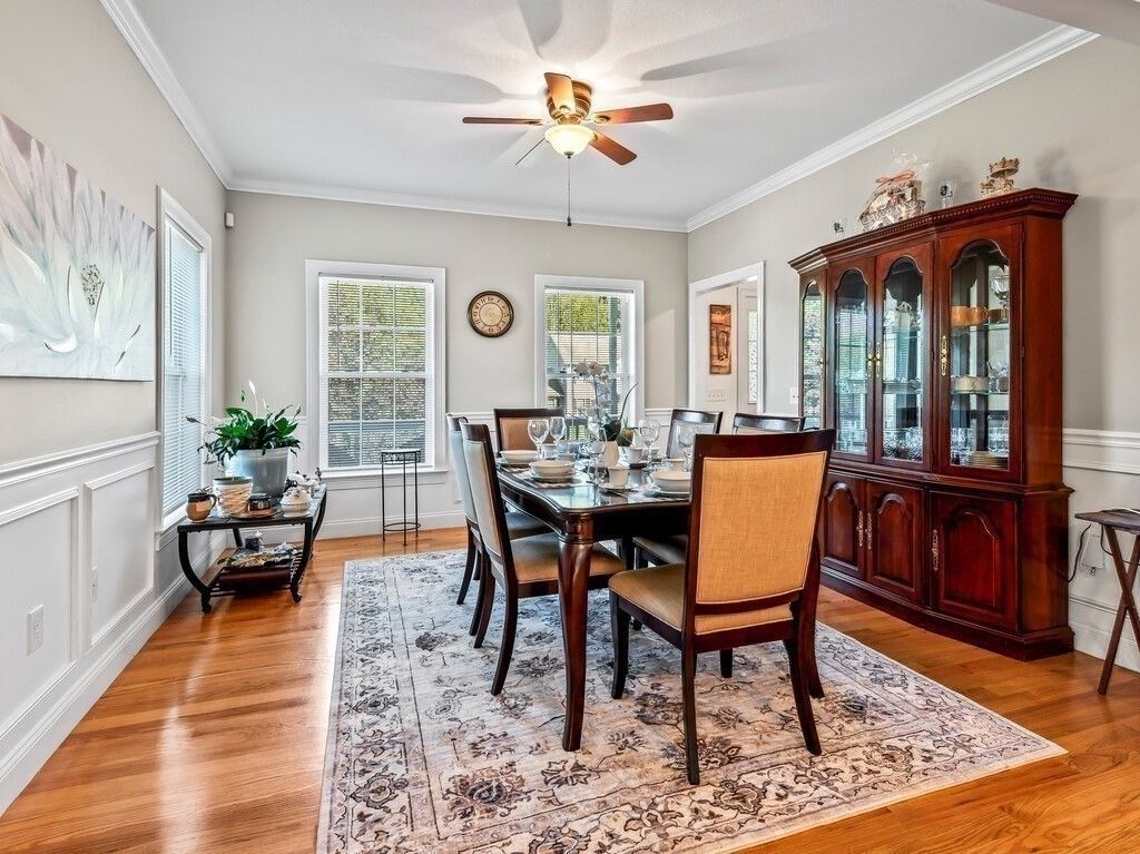 Dining room, Interior, Wood Texture Flooring