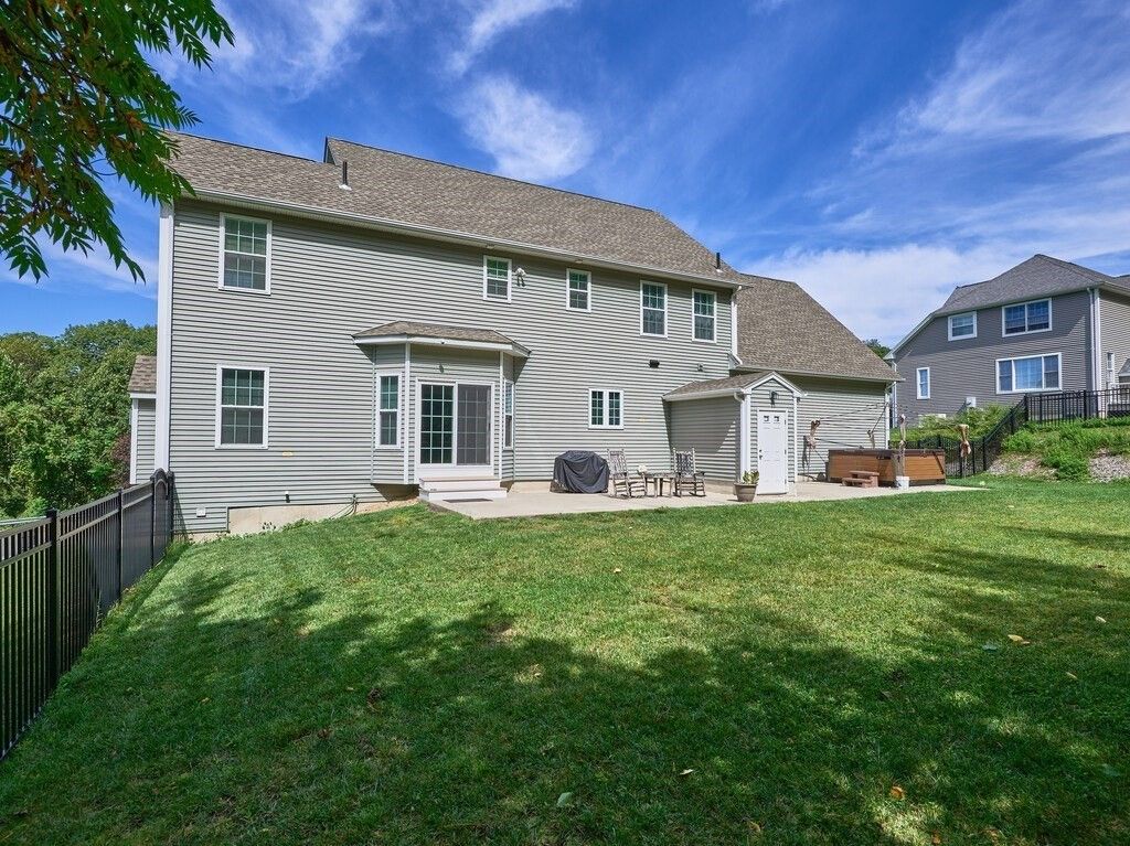 Backyard, Exterior, Hot Tub