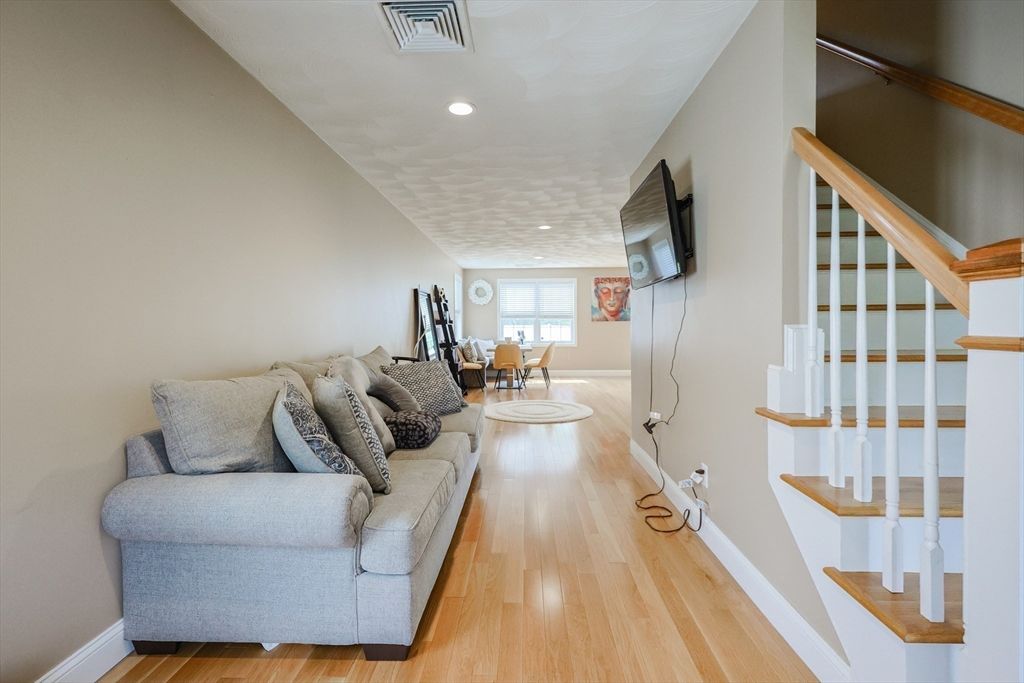 Dining room, Interior, Living room, Recessed Lighting, Wood Texture Flooring