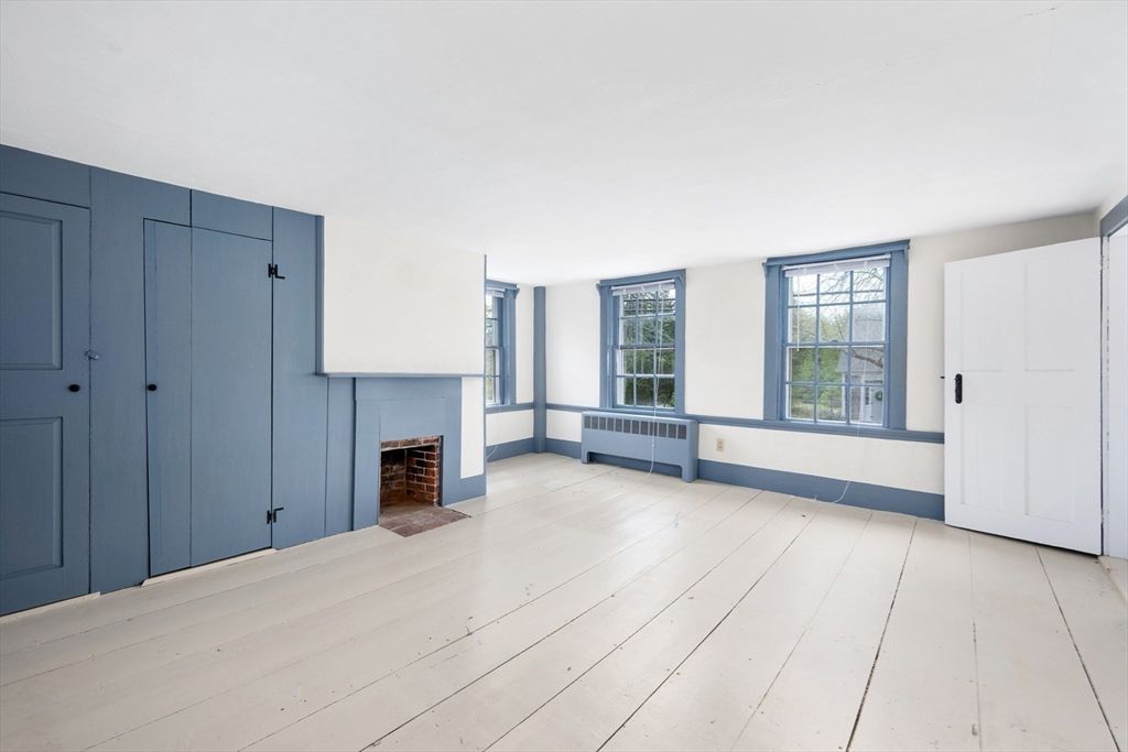 Empty room, Fireplace, Interior, Wood Texture Flooring