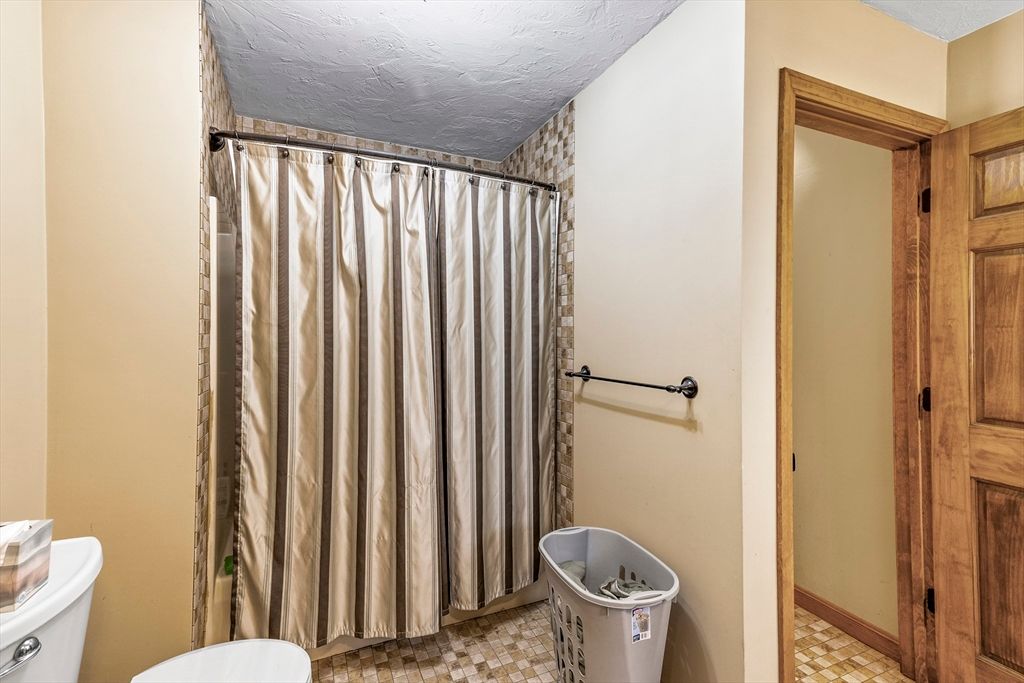 Bathroom, Free Standing Baths, Interior