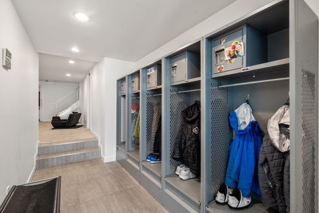 Interior, Recessed Lighting