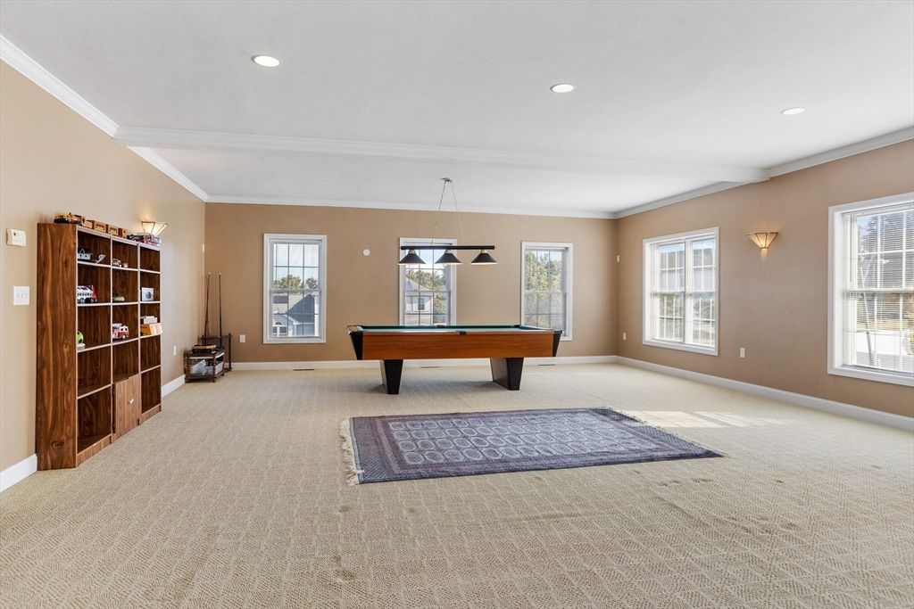 Billiard Table, Game Room, Interior, Recessed Lighting