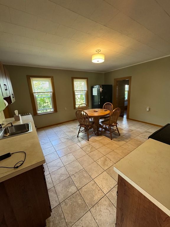 Dining room, Interior