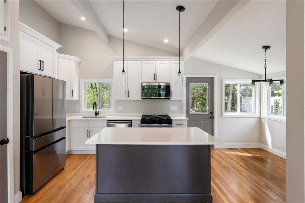 Interior, Kitchen, Pendant Lights, Recessed Lighting, Wood Texture Flooring