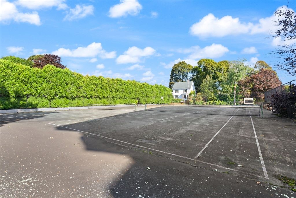 Exterior, Tennis Courts