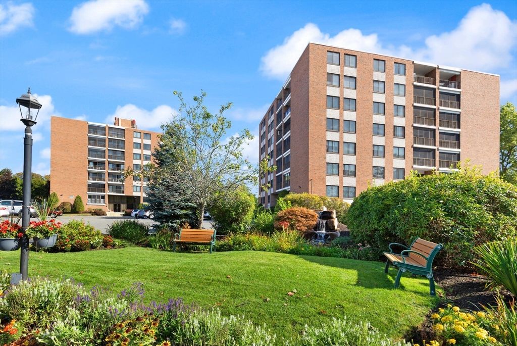 Backyard, Exterior, Facade, Brick Facade, Condo Building