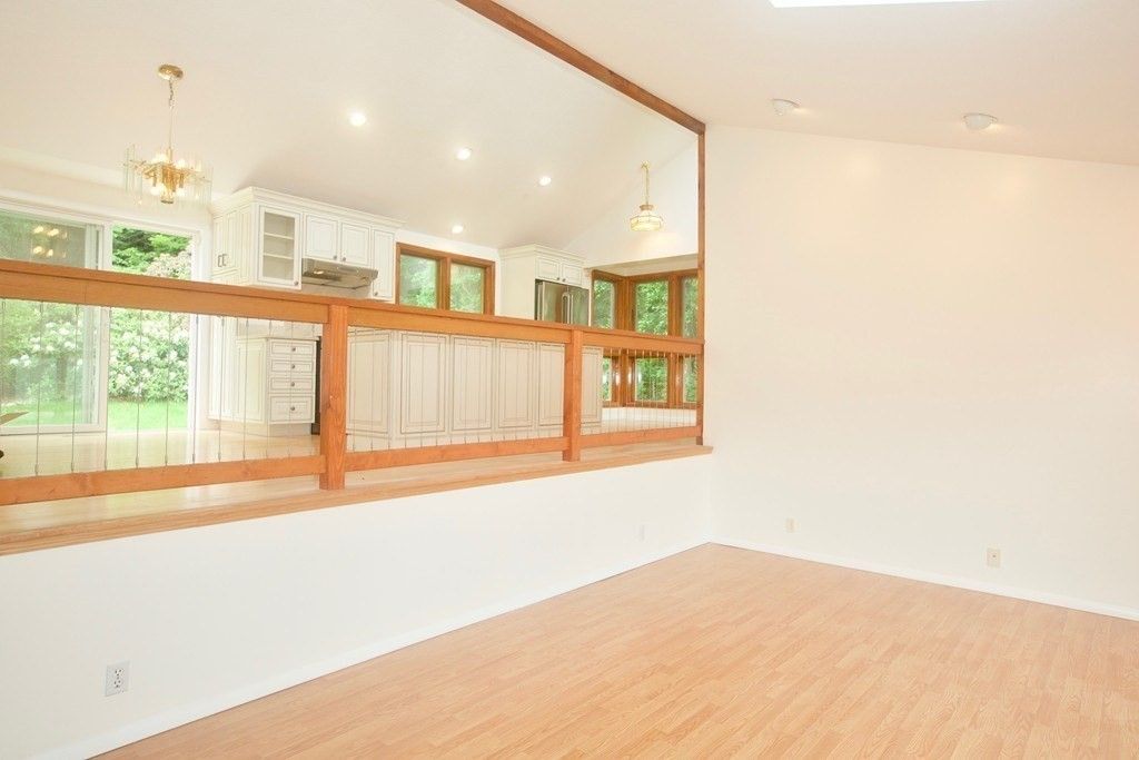 Chandelier, Empty room, Interior, Pendant Lights, Recessed Lighting, Wood Texture Flooring