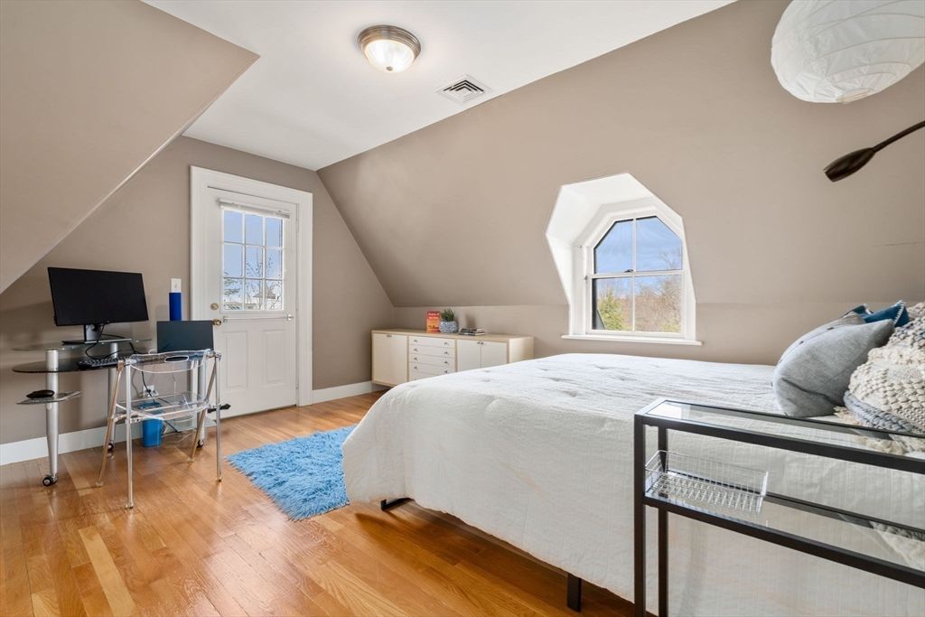 Bedroom, Home Office, Interior, Wood Texture Flooring