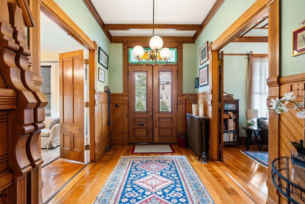 Interior, Pendant Lights, Wood Texture Flooring