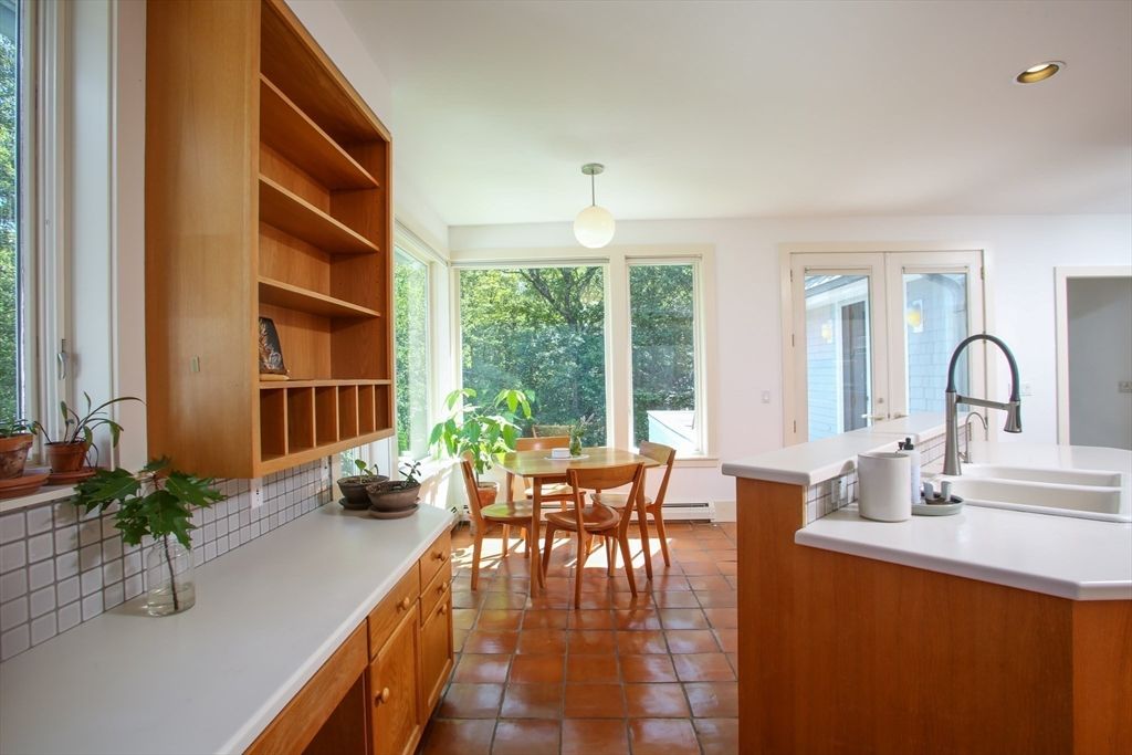 Dining room, Interior, Kitchen, Pendant Lights, Recessed Lighting
