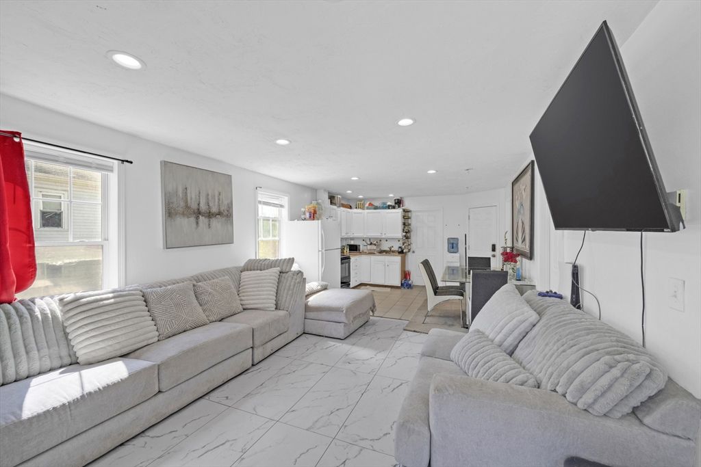 Interior, Kitchen, Living room, Marble, Recessed Lighting