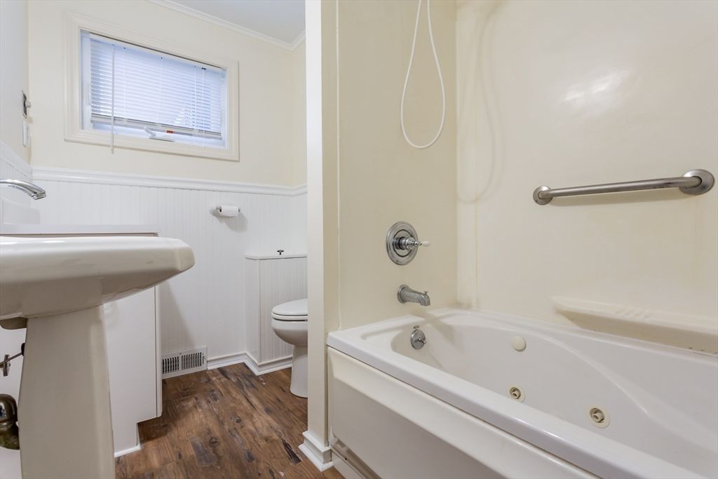 Bathroom, Interior, Wood Texture Flooring
