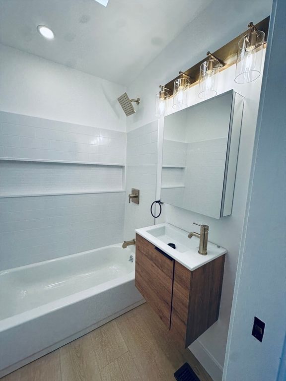 Bathroom, Interior, Recessed Lighting, Wood Texture Flooring