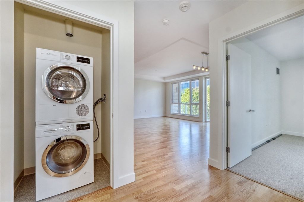 Interior, Pendant Lights, Utility Closets, Washer, Wood Texture Flooring