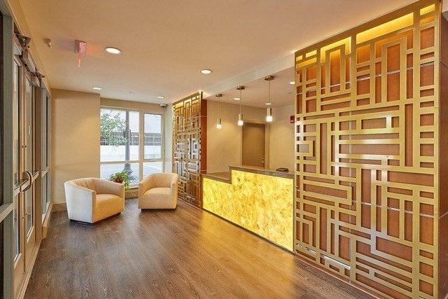 Interior, Pendant Lights, Recessed Lighting, Wood Texture Flooring