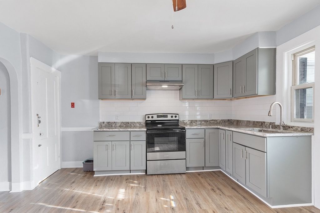 Interior, Kitchen, Stainless Steel Appliances, Wood Texture Flooring