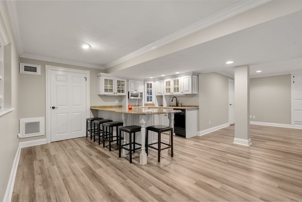 Interior, Kitchen, Recessed Lighting, Wood Texture Flooring