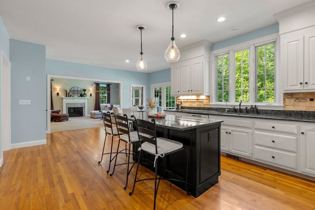Fireplace, Interior, Kitchen, Pendant Lights, Recessed Lighting, Wood Texture Flooring