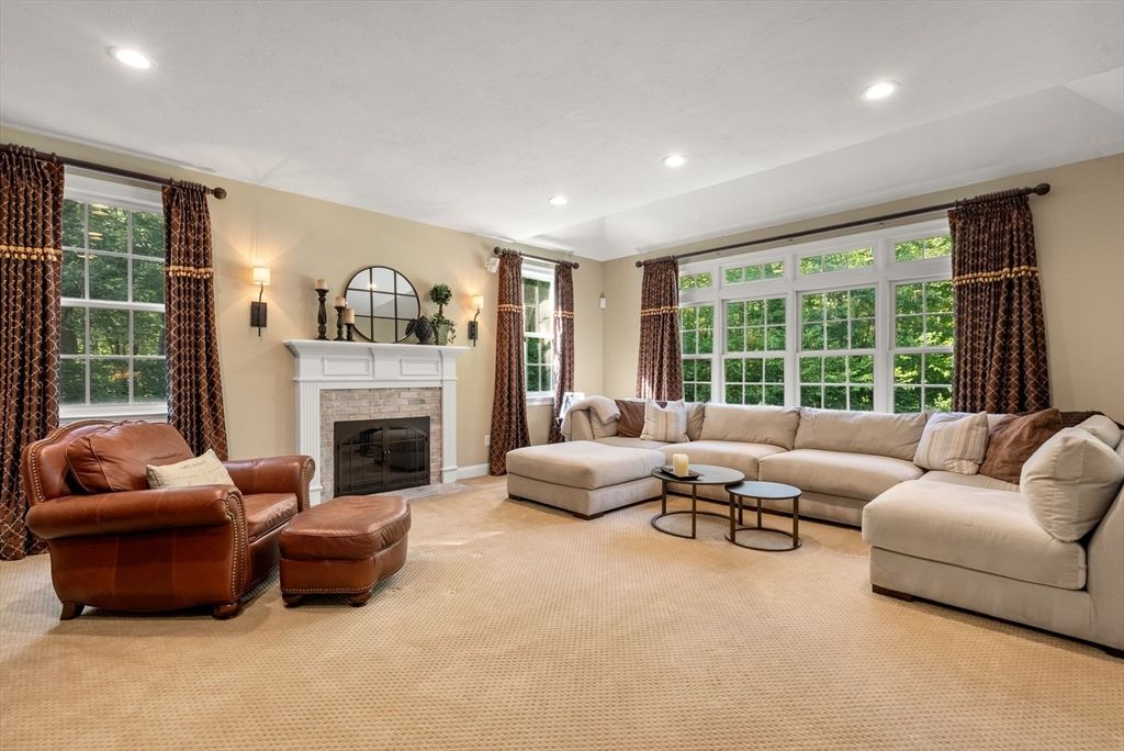 Fireplace, Interior, Living room, Recessed Lighting