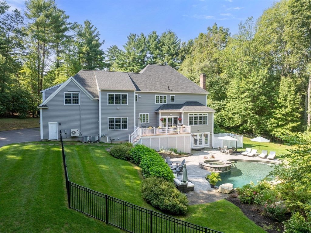 Backyard, Exterior, Pool