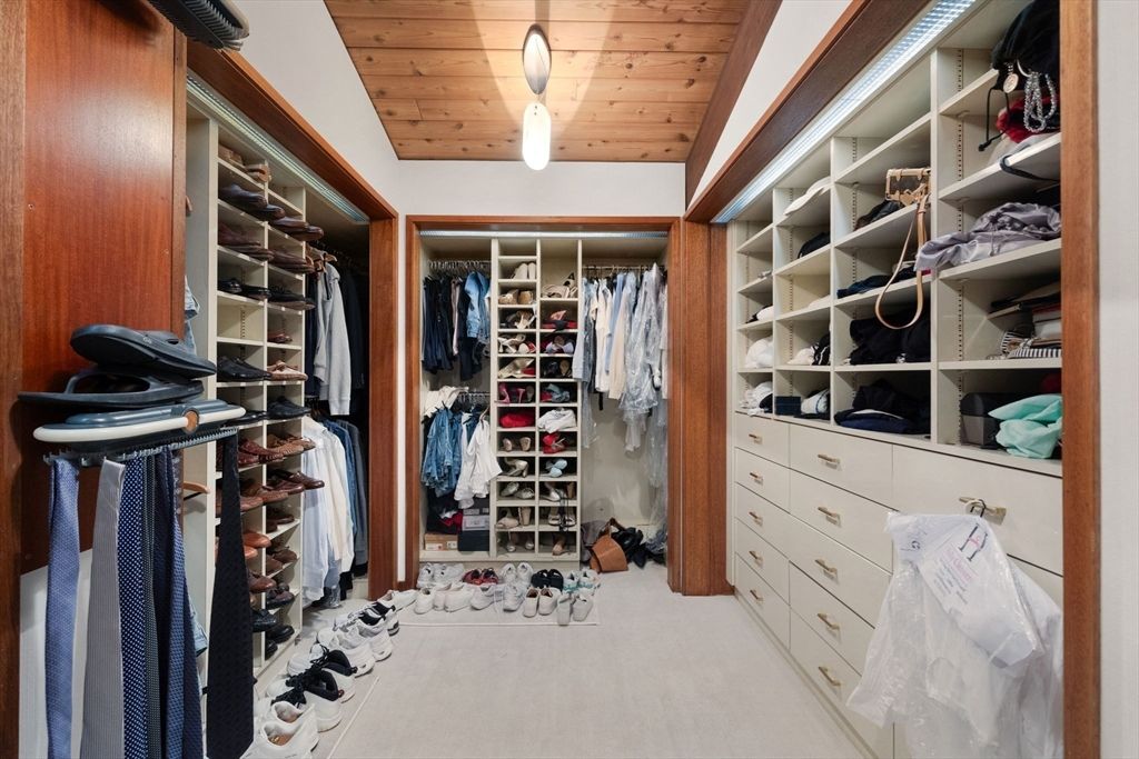 Interior, Walk-in Closets, Wooden Ceilings