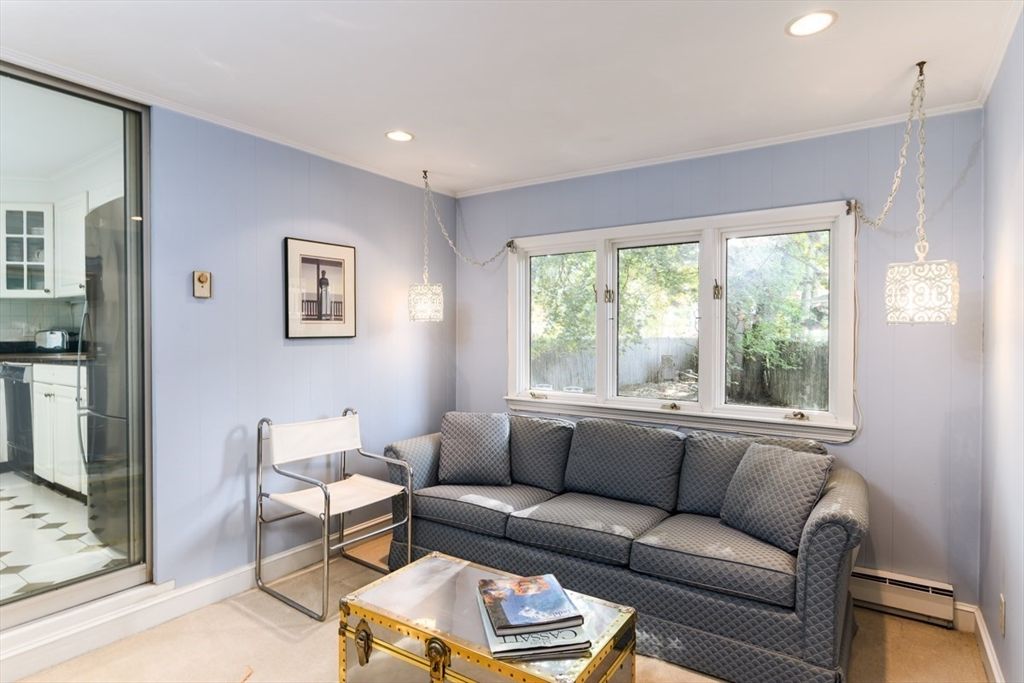 Interior, Living room, Pendant Lights, Recessed Lighting