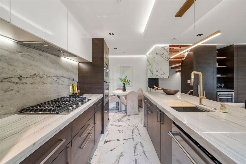 Dining room, Interior, Kitchen, Marble, Marble Walls, Recessed Lighting, Stainless Steel Appliances