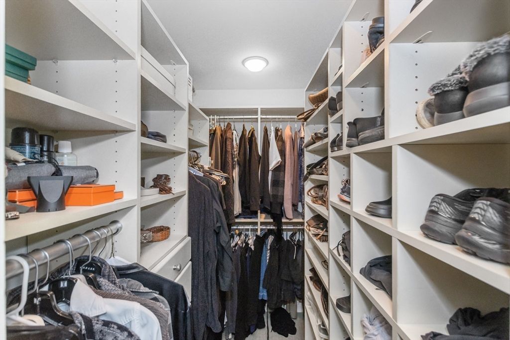 Interior, Walk-in Closets