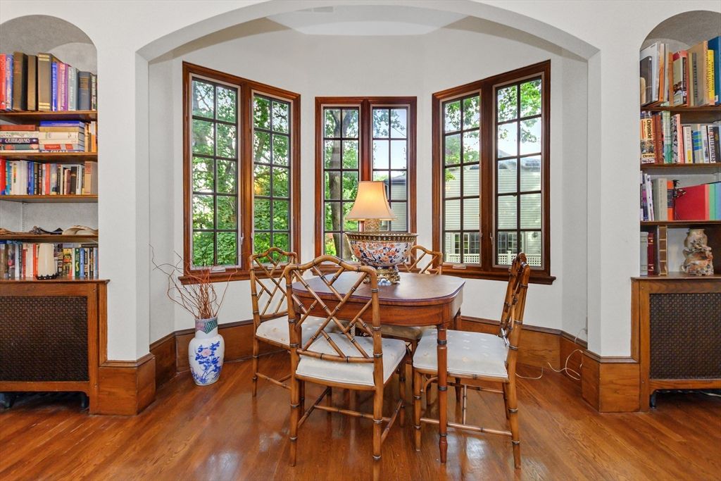 Dining room, Interior, Wood Texture Flooring