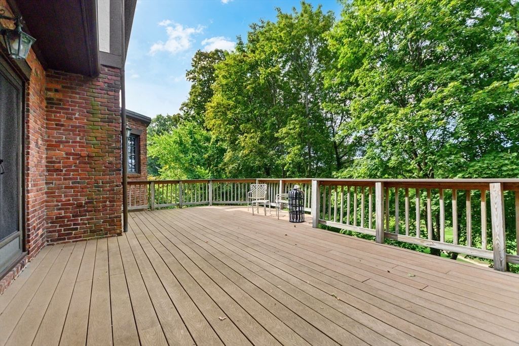 Exterior, Wood Texture Flooring