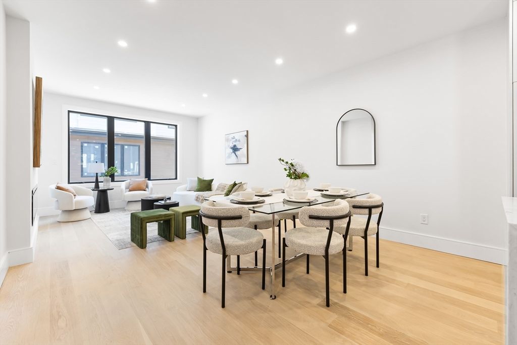 Dining room, Interior, Living room, Recessed Lighting, Wood Texture Flooring