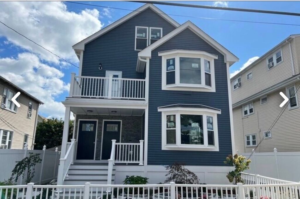 Exterior, Facade, Queen Anne Victorian