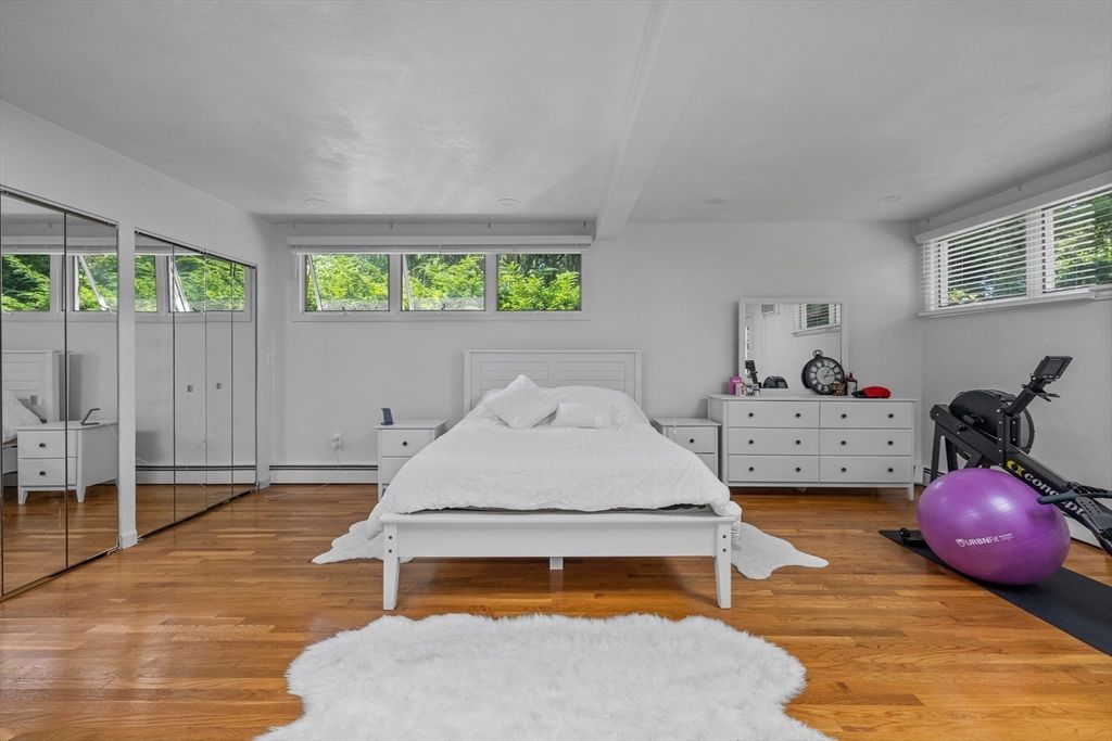 Bedroom, Fitness Equipment, Interior, Wood Texture Flooring