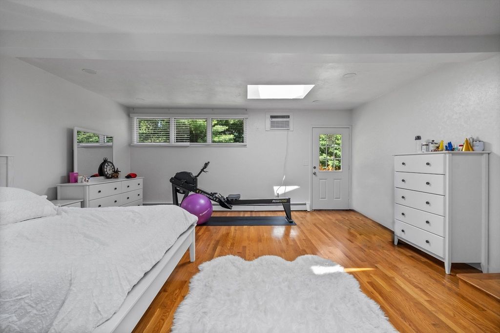 Bedroom, Fitness Equipment, Interior, Recessed Lighting, Wood Texture Flooring