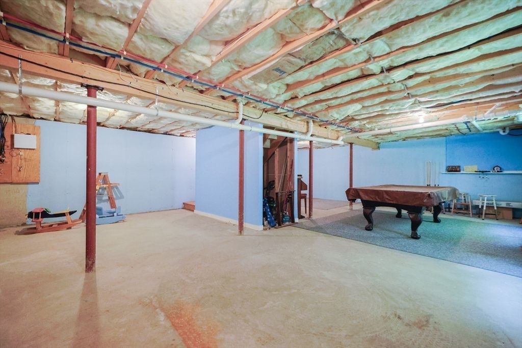 Billiard Table, Game Room, Interior