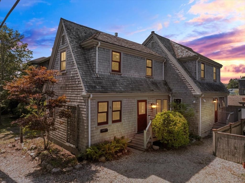 Exterior, Facade, Brick Facade, Cape Cod