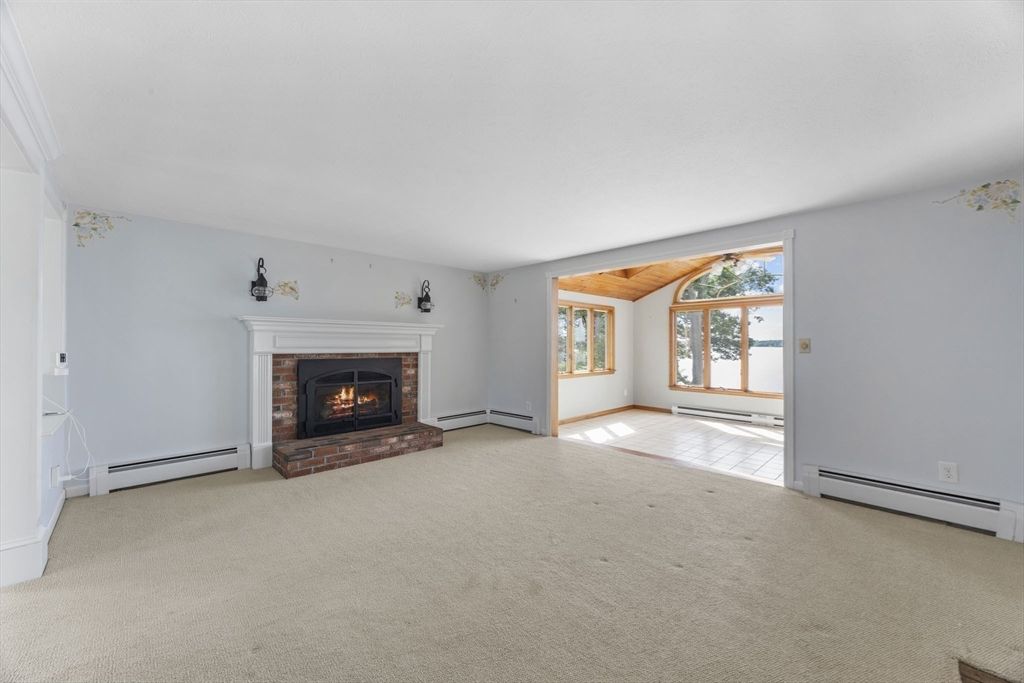 Empty room, Fireplace, Interior