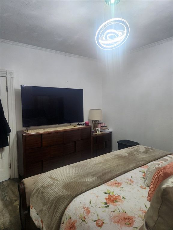 Bedroom, Interior, Pendant Lights