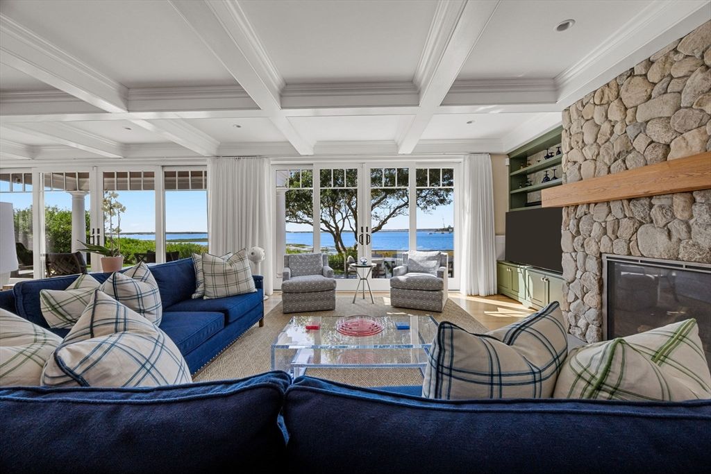 Fireplace, Interior, Living room, Recessed Lighting, Stone Walls, Water