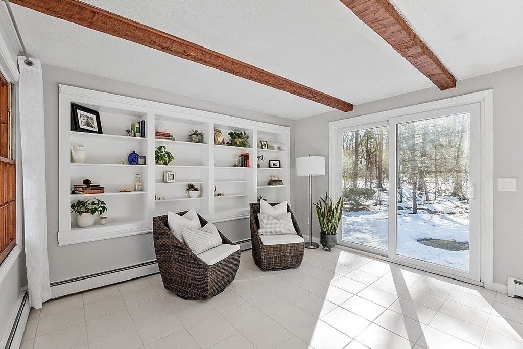 Interior, Wooden Beams