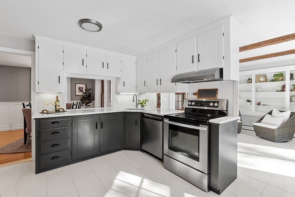Interior, Kitchen, Stainless Steel Appliances
