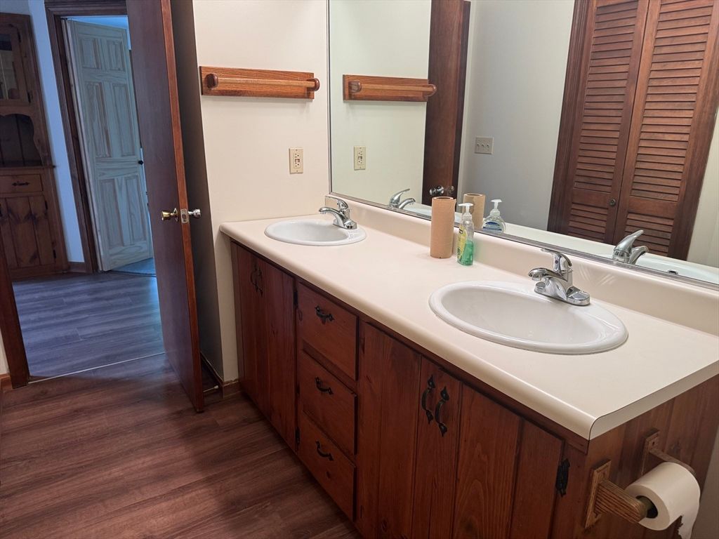 Bathroom, Dual Sink Vanities, Interior, Wood Texture Flooring