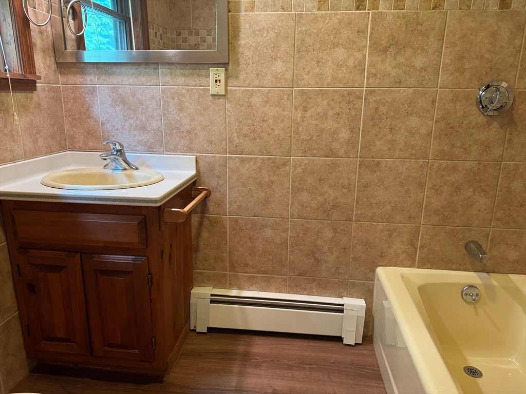 Bathroom, Interior, Wood Texture Flooring