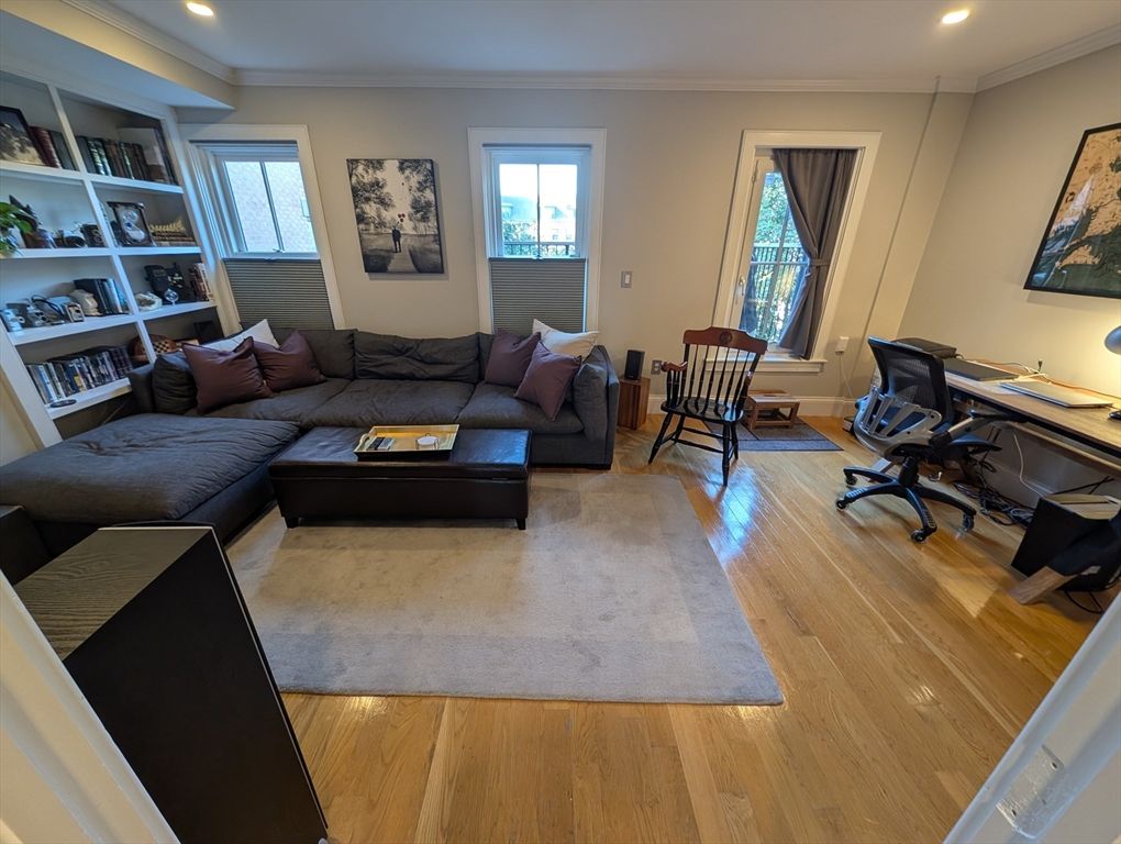 Home Office, Interior, Living room, Recessed Lighting, Wood Texture Flooring