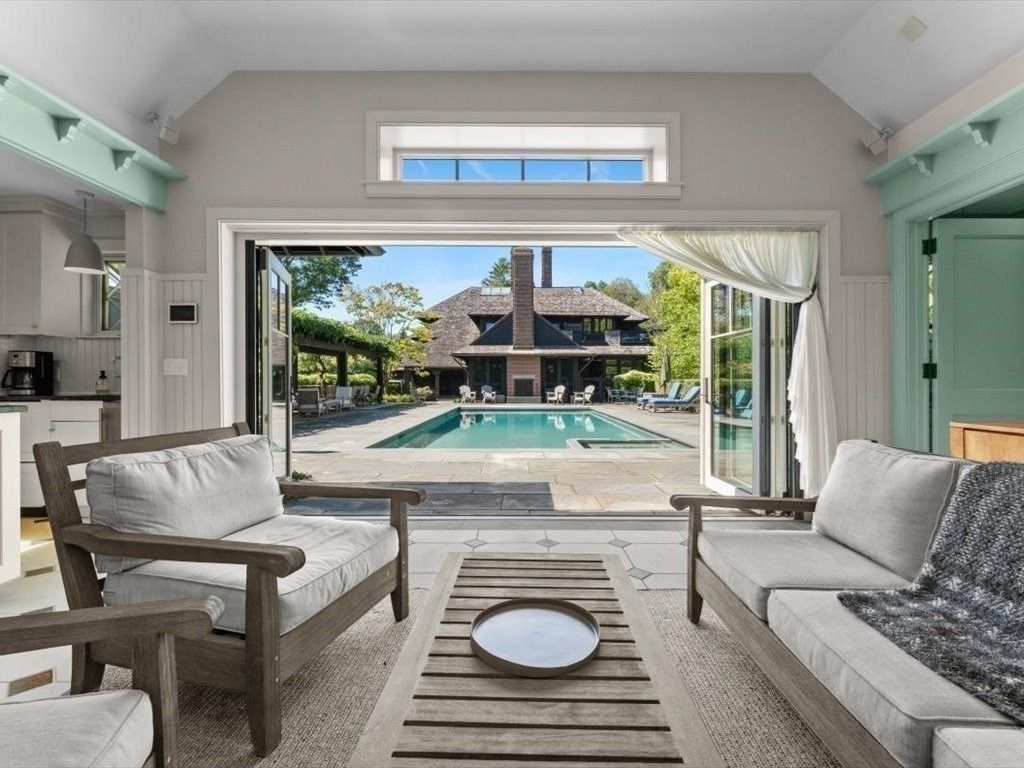 Interior, Pool