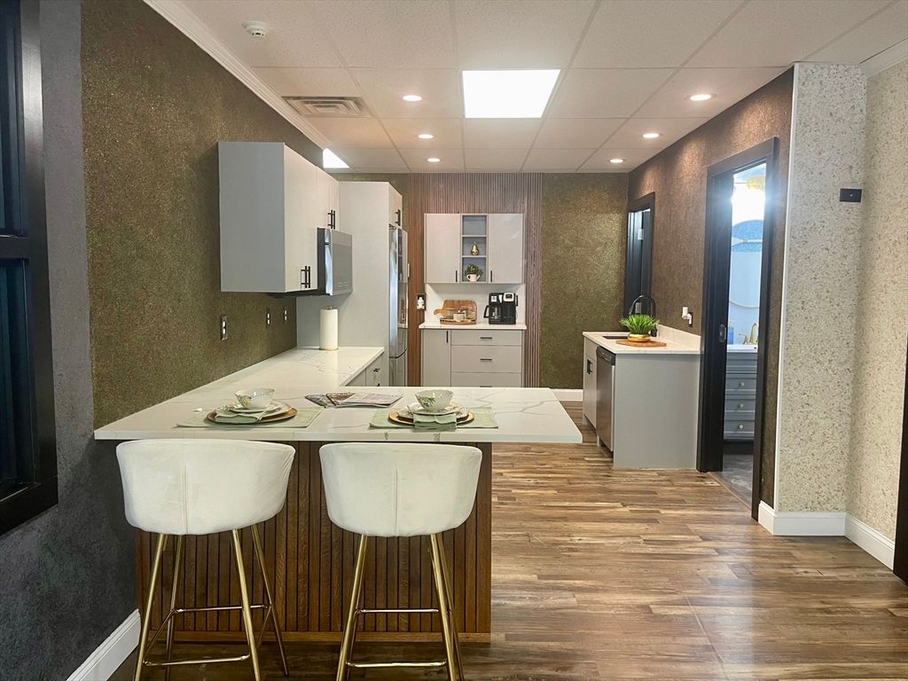 Interior, Kitchen, Recessed Lighting, Wood Texture Flooring
