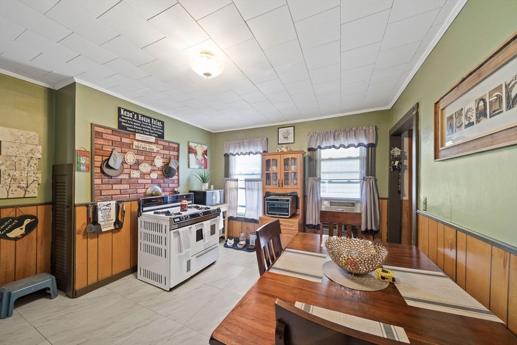Dining room, Fireplace, Interior, Kitchen, Stone Walls, Wood Texture Flooring