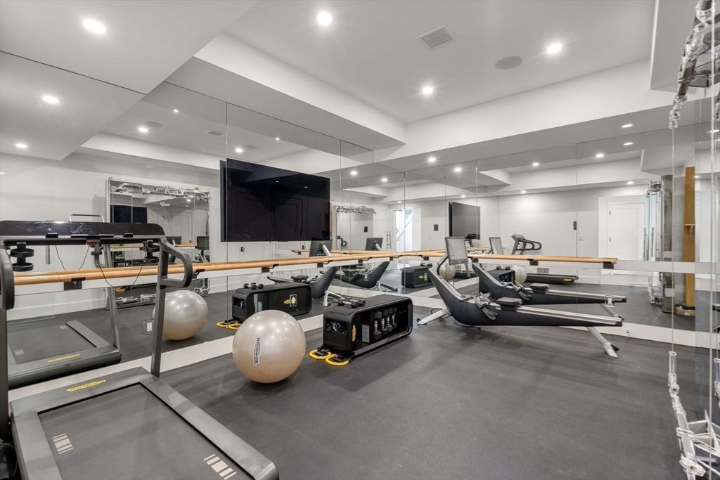 Fitness Equipment, Interior, Recessed Lighting