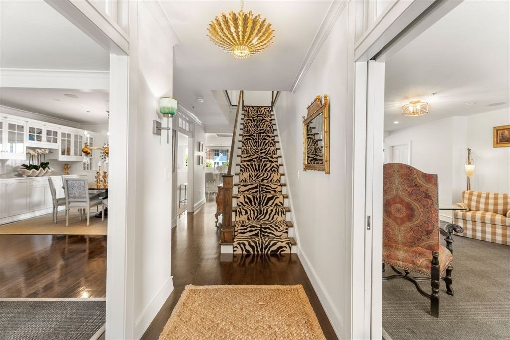 Chandelier, Dining room, Interior, Pendant Lights, Recessed Lighting, Wood Texture Flooring